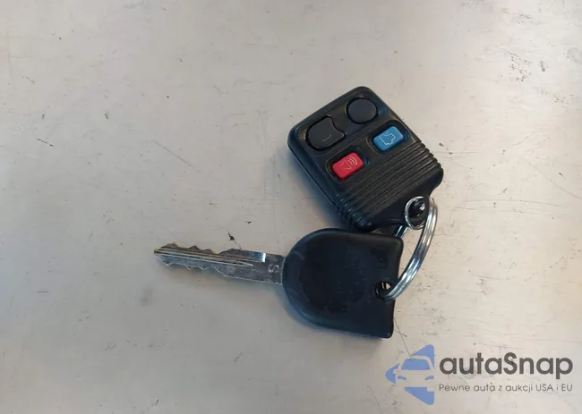 1FMEU64E78UB06920: 43746261