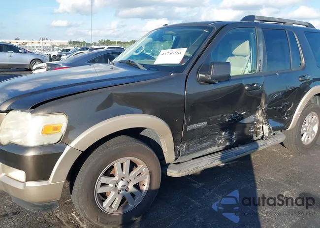 1FMEU64E78UB06920: 43746261