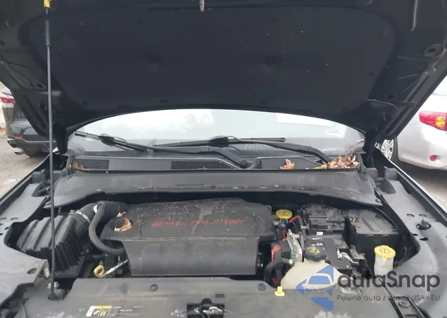 3C4NJDBB0JT394757: 43746462