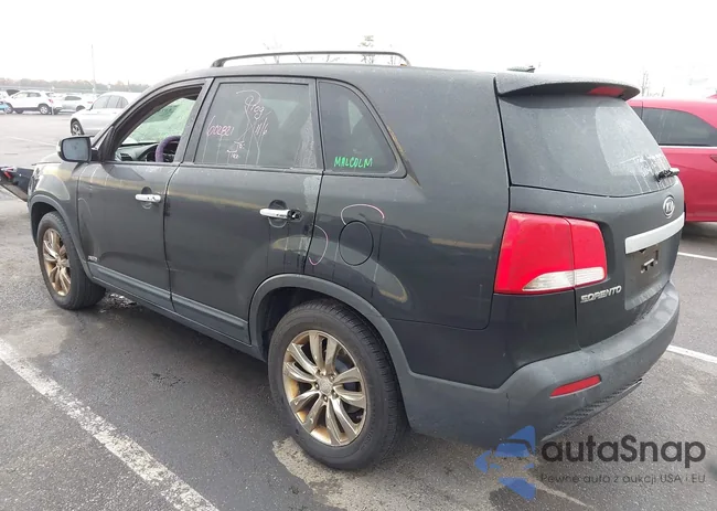 5XYKUDA29BG118713: 43745660