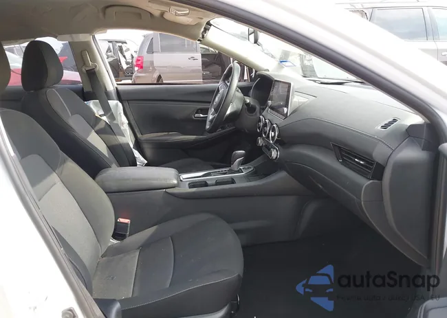 3N1AB8CV9RY201731: 43745755