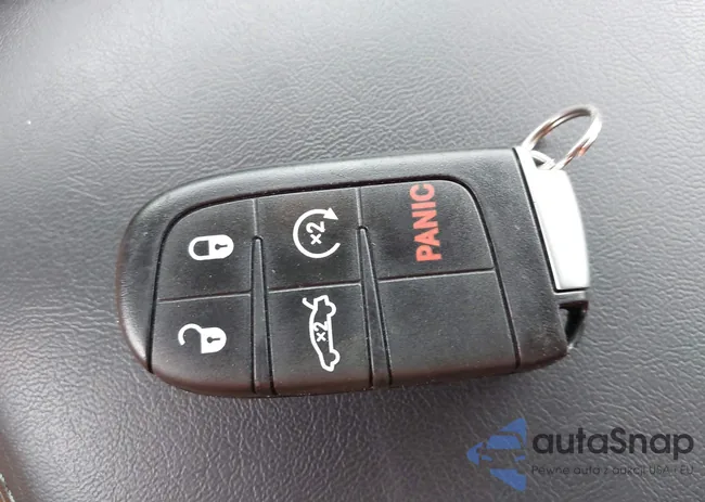 2C3CDXCT5NH100957: 43745847