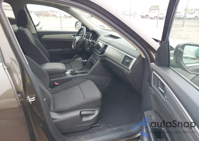 1V2AP2CA8KC588987: 43745855