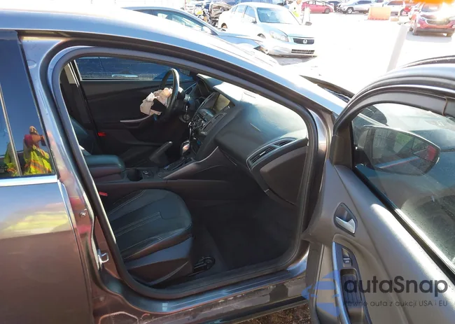 1FADP3N24EL192799: 43745915