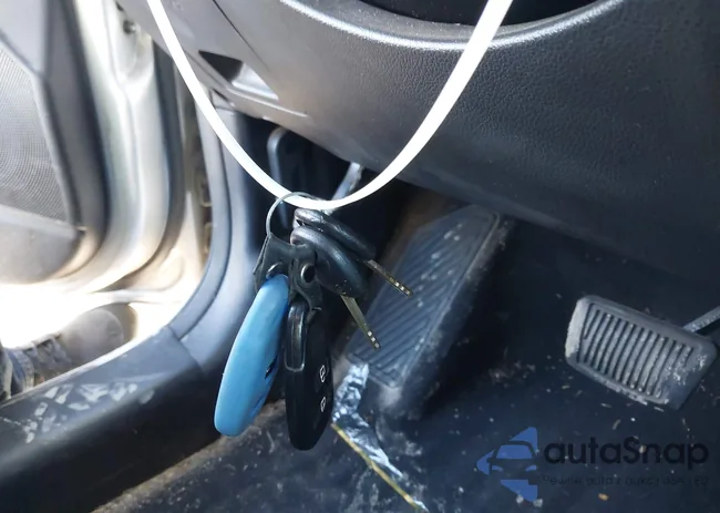 KNDPBCA29B7085442: 43745952