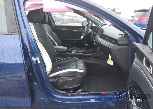 KNAG64J75S5312687: 43747234