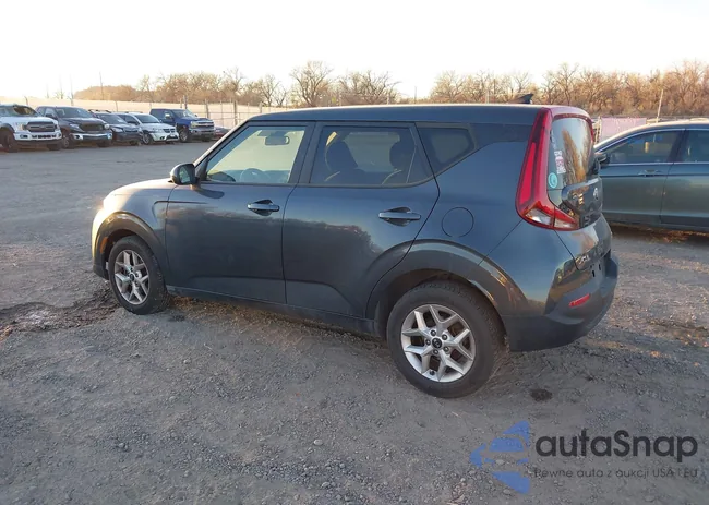 KNDJ23AU8M7780957: 43747276