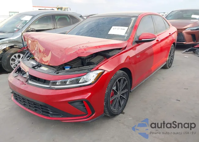 3VW2T7BUXSM035022: 43747300