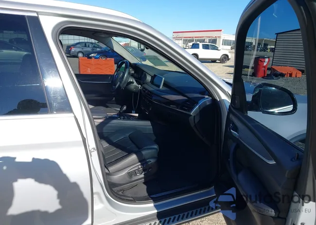 5UXKR0C58F0P18537: 43747314