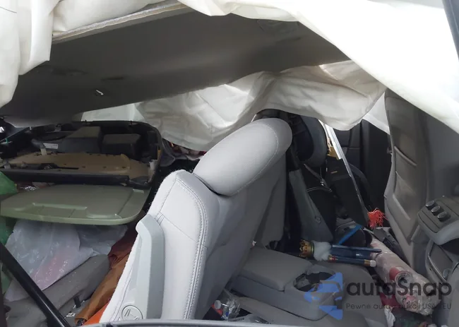 1GKEV13D79J208528: 43747345