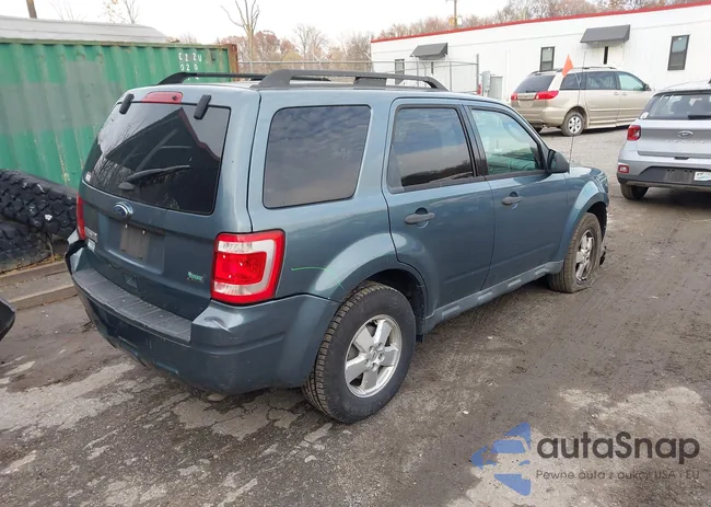 1FMCU0DG9BKC40319: 43747357