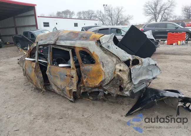 1C4PJMDB0JD520711: 43747463