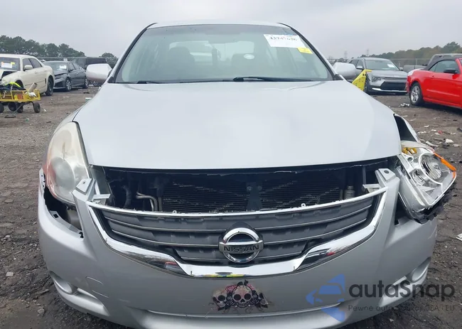 1N4AL2AP0BN415642: 43747620