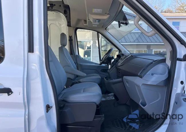 1FTNR2CM7FKA89925: 43746666