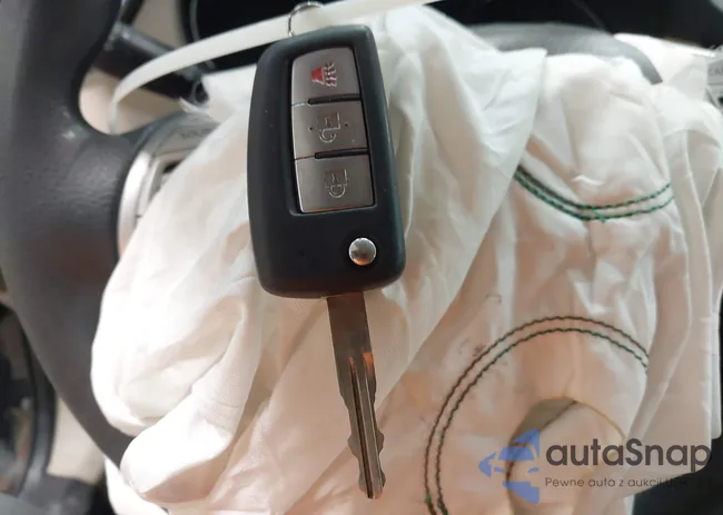 KNMAT2MV6GD596374: 43746808