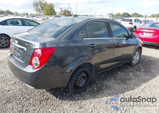 1G1JC5SH7F4180776: 43746809