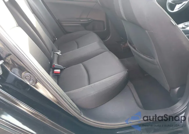 2HGFC2F77JH558556: 43746871