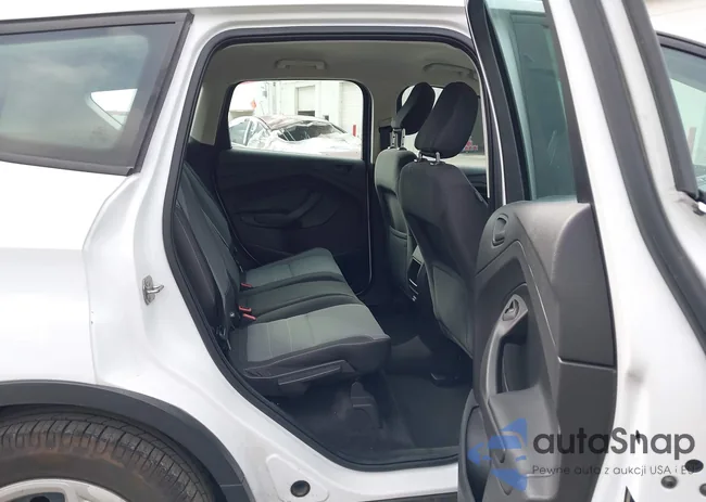 1FMCU0F73JUB16255: 43748231