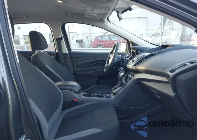 1FMCU0F70EUD77140: 43748239