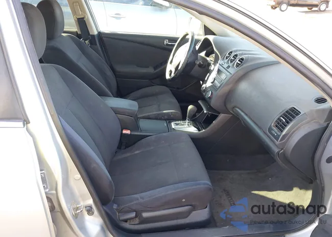 1N4AL2AP1BN503373: 43748286