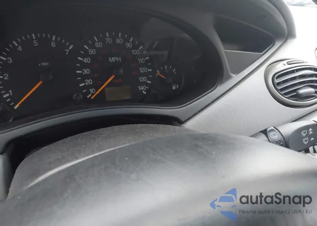 1FAFP38352W113499: 43748351