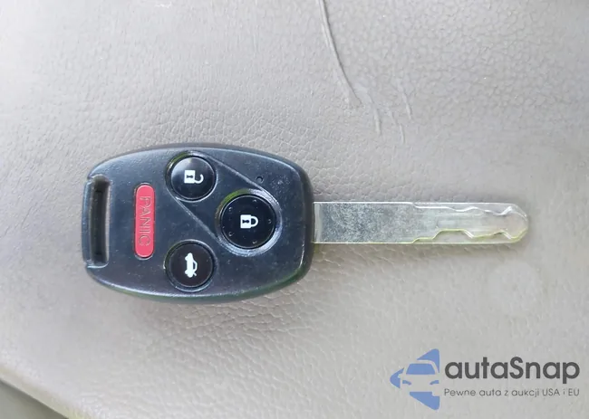 2HGFB2F92CH548749: 43748405