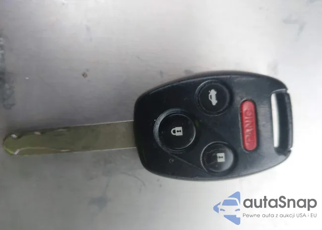 1HGCP2F62CA096360: 43748422