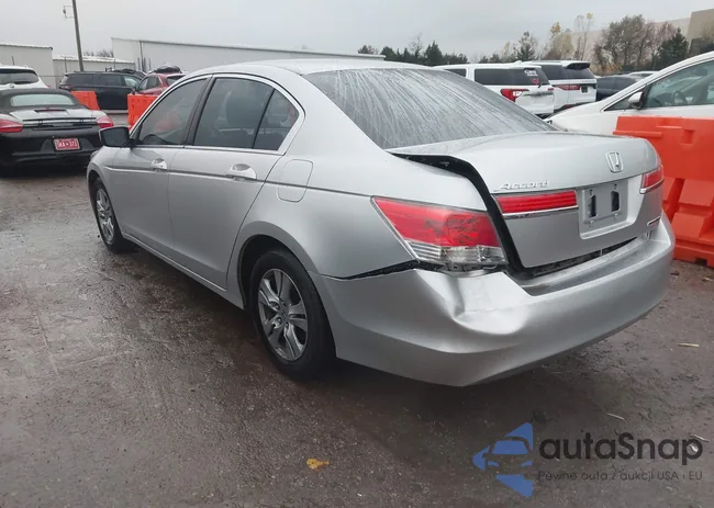 1HGCP2F62CA096360: 43748422