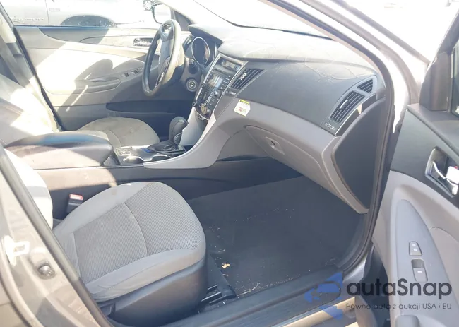 5NPEB4AC0DH735974: 43748518