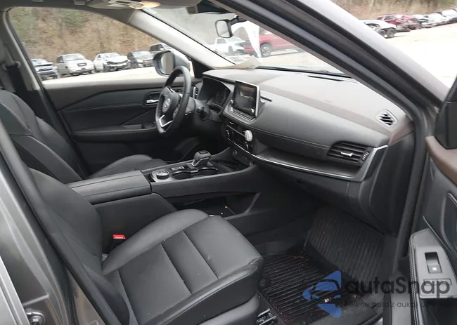 JN8BT3BB4PW351943: 43747629