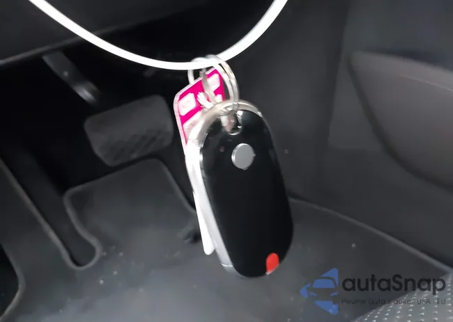 W1KCG4EB3RA046316: 43747663