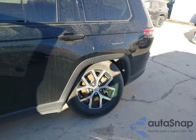 1C4RJKBG3P8793428: 43747702