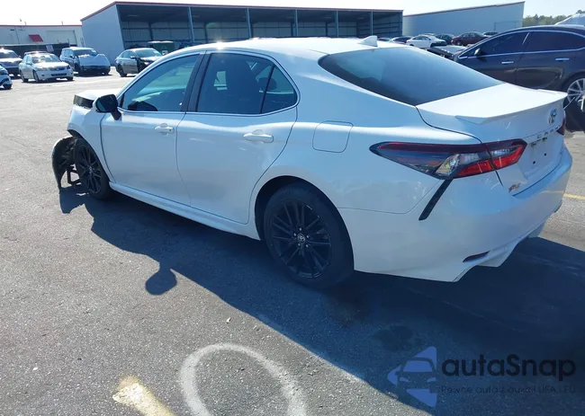 4T1T11AK3MU526388: 43747829