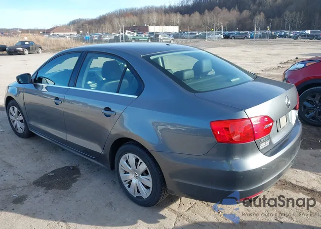 3VWDP7AJ6DM380250: 43747853