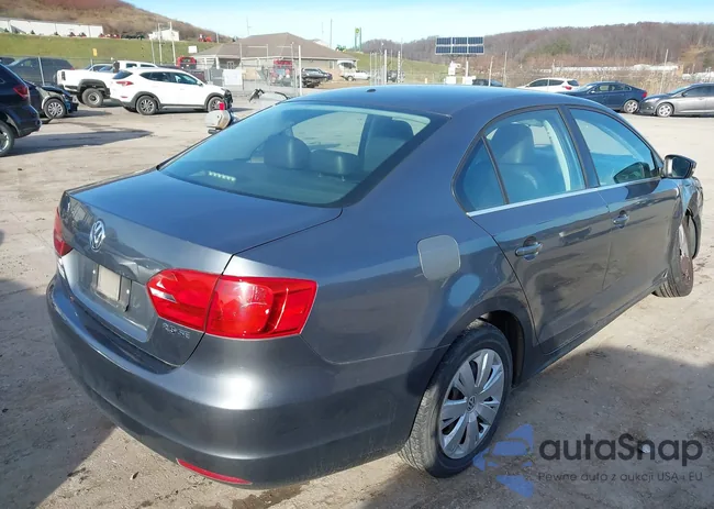 3VWDP7AJ6DM380250: 43747853