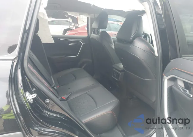 2T3J1RFV8PW351303: 43747854