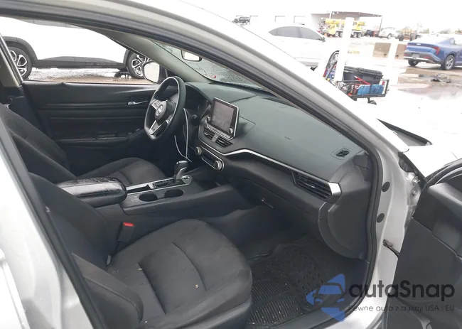 1N4BL4BV6KN323335: 43747880