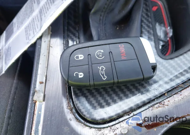 2C3CDZAG3JH245670: 43747946