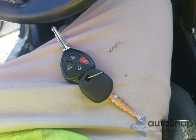 4T1BF3EK4BU592318: 43749038