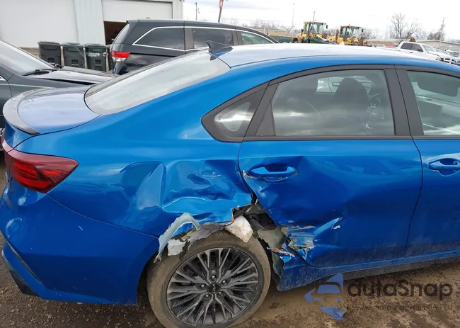 3KPF54AD1PE611757: 43749210