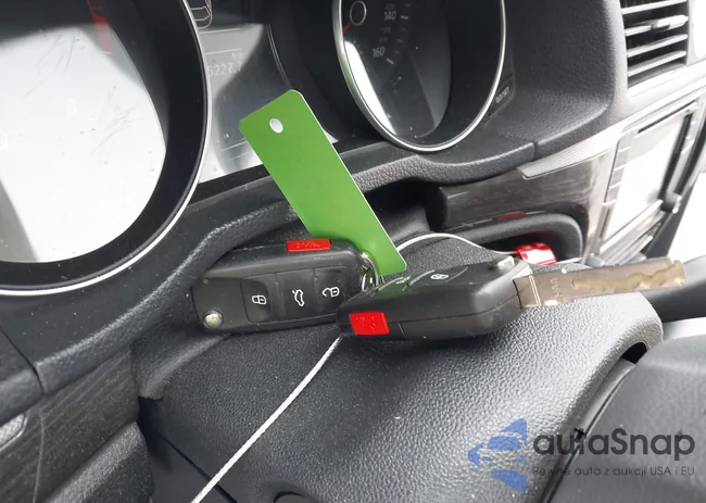 1VWBT7A38HC047172: 43749218