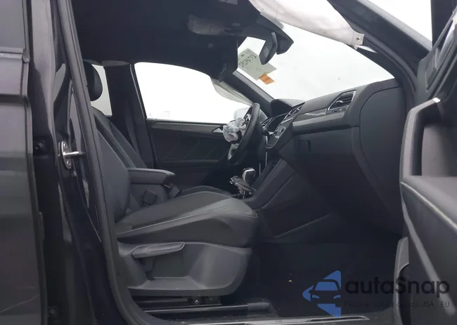 3VV8B7AX9RM196369: 43749252