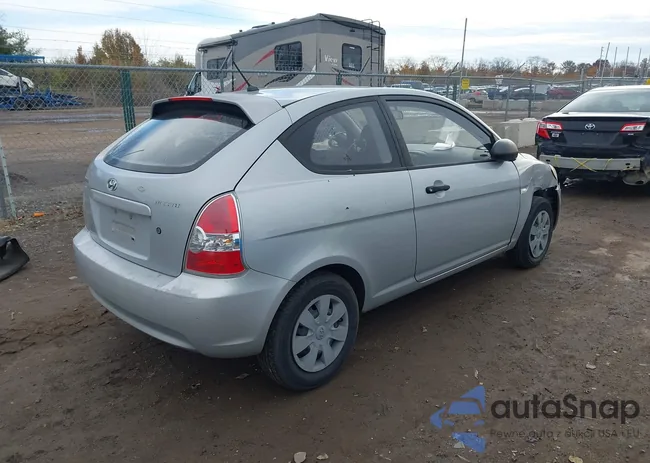 KMHCM36C47U037555: 43749282