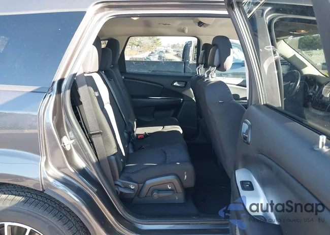 3C4PDCAB1HT573895: 43749293