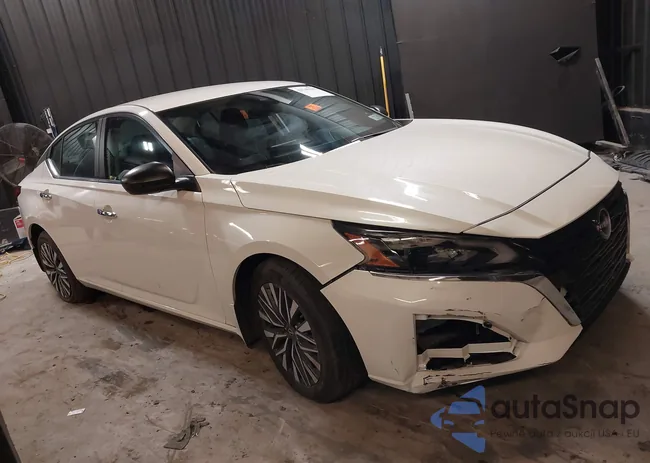 1N4BL4DV5SN340933: 43749302