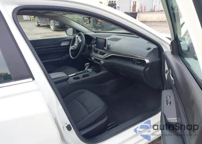 1N4BL4DV5SN340933: 43749302