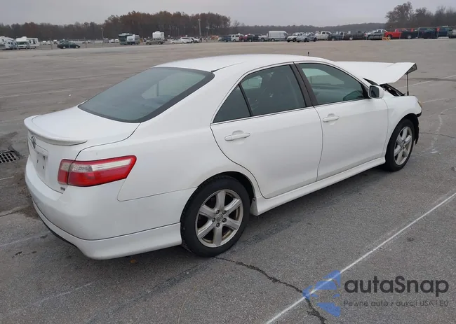 4T1BE46K79U889939: 43749378