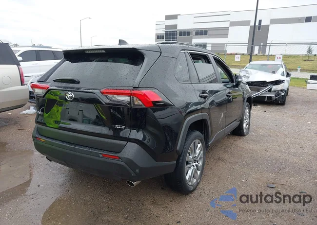 2T3C1RFV2NC206281: 43749394