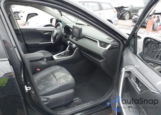 2T3C1RFV2NC206281: 43749394