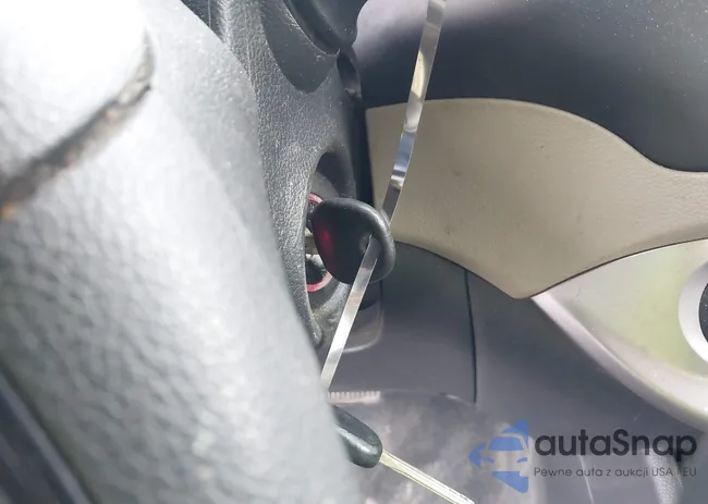 KNADM4A37C6045344: 43749557